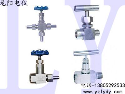 �x������y